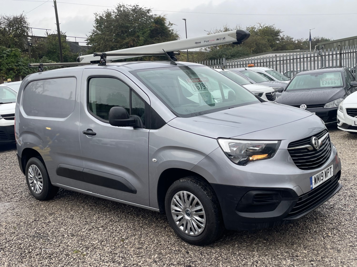 Vauxhall Combo Listing Image