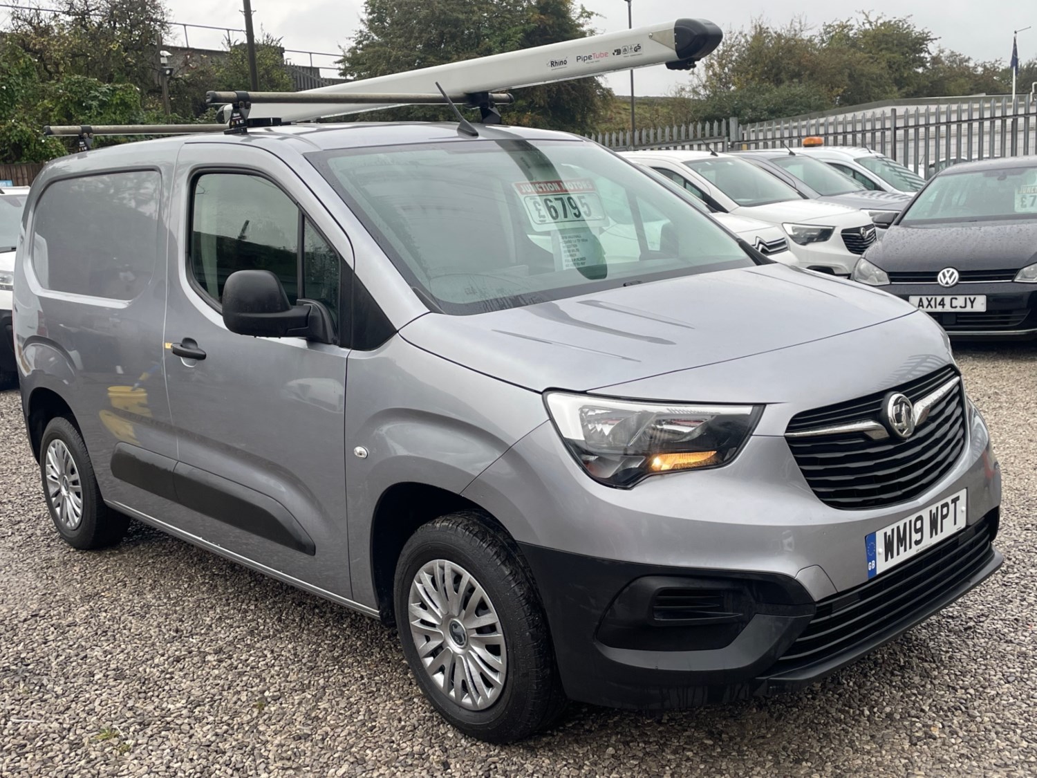 Vauxhall Combo Listing Image