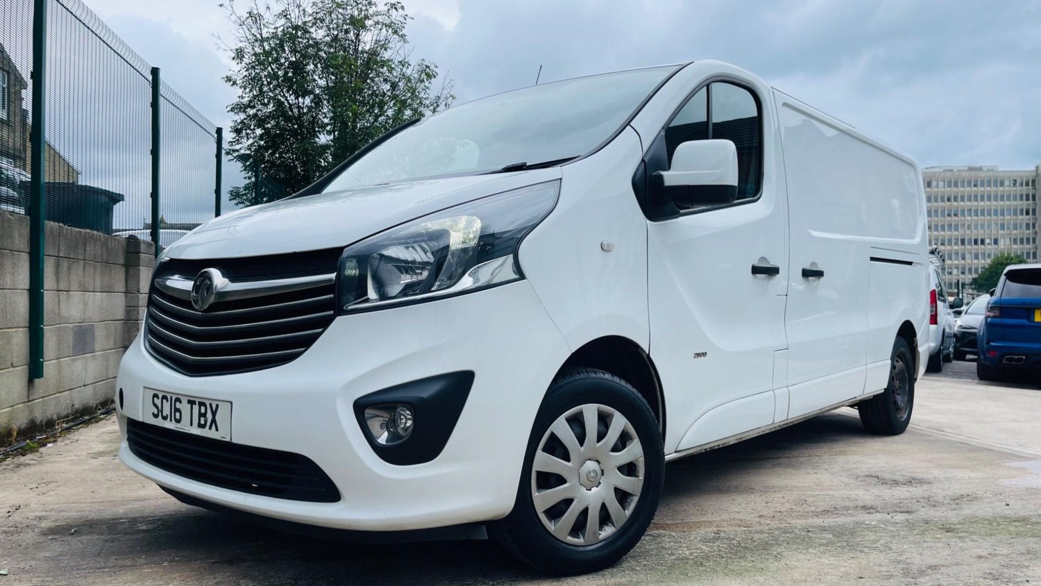 Vauxhall Vivaro Listing Image