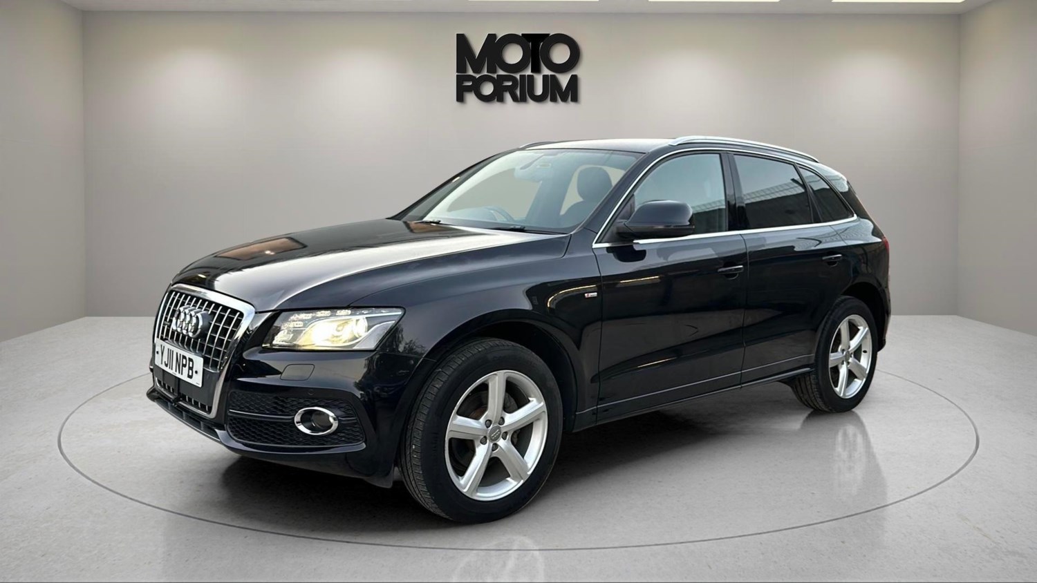 Audi Q5 Listing Image