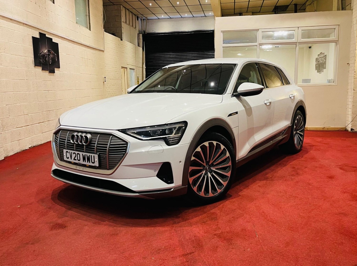 Audi e-tron Listing Image