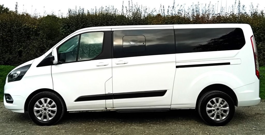 Ford Tourneo Custom Listing Image