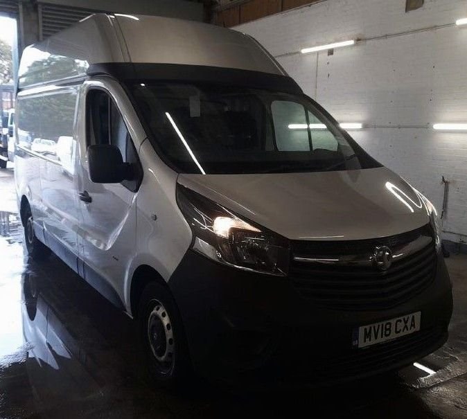 Vauxhall Vivaro Listing Image