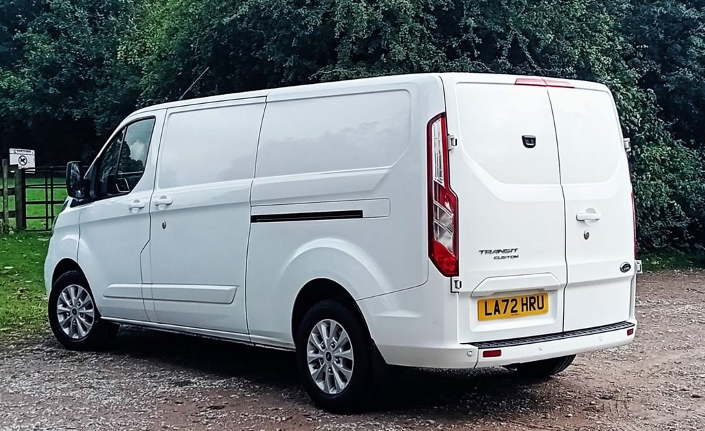 Ford Transit Custom Listing Image