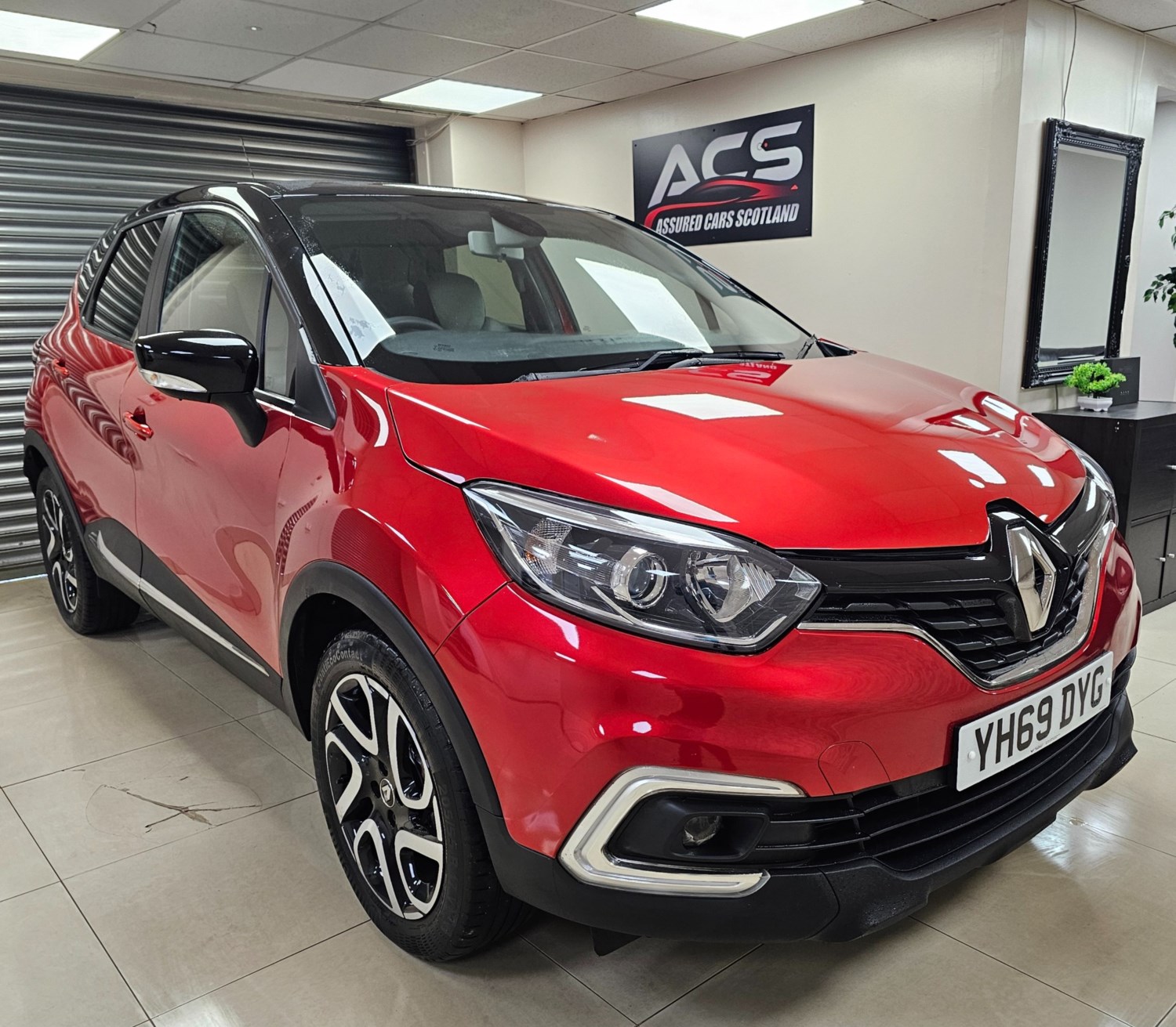 Renault Captur Listing Image