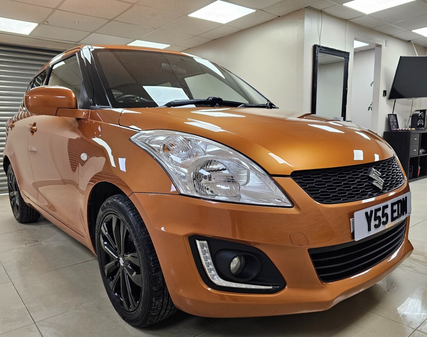 Suzuki Swift Listing Image