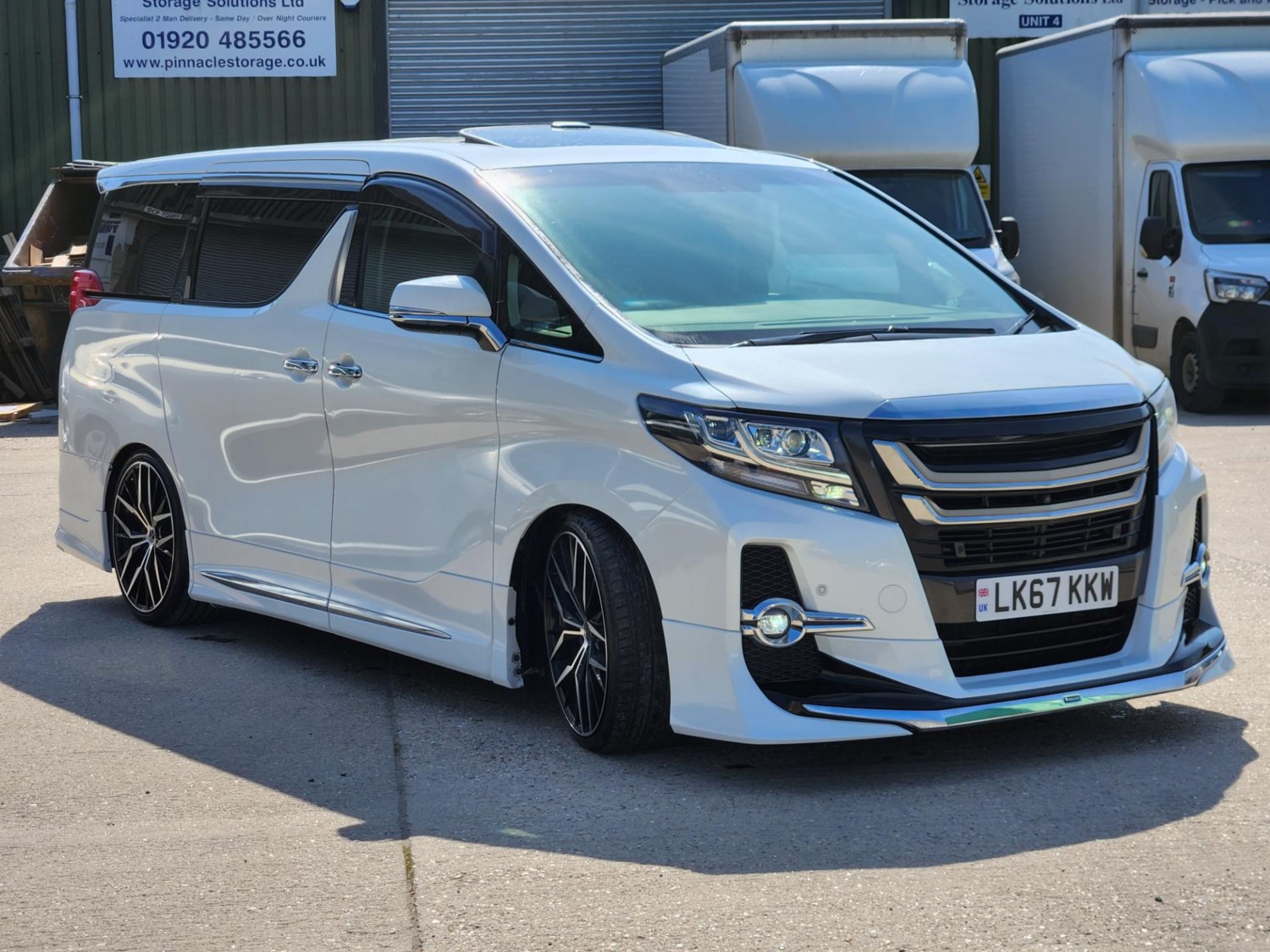 Toyota Alphard Listing Image