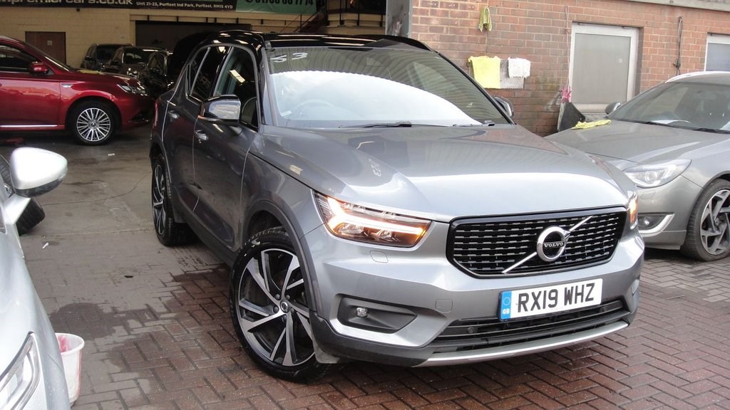 Volvo XC40 Listing Image