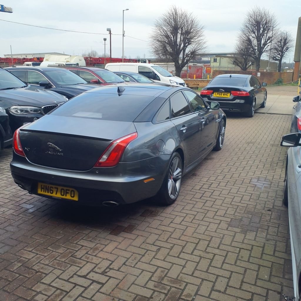 Jaguar XJ Listing Image