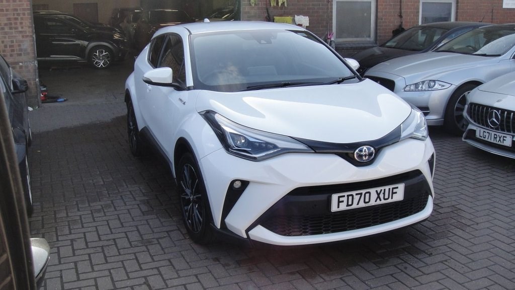 Toyota C-HR Listing Image