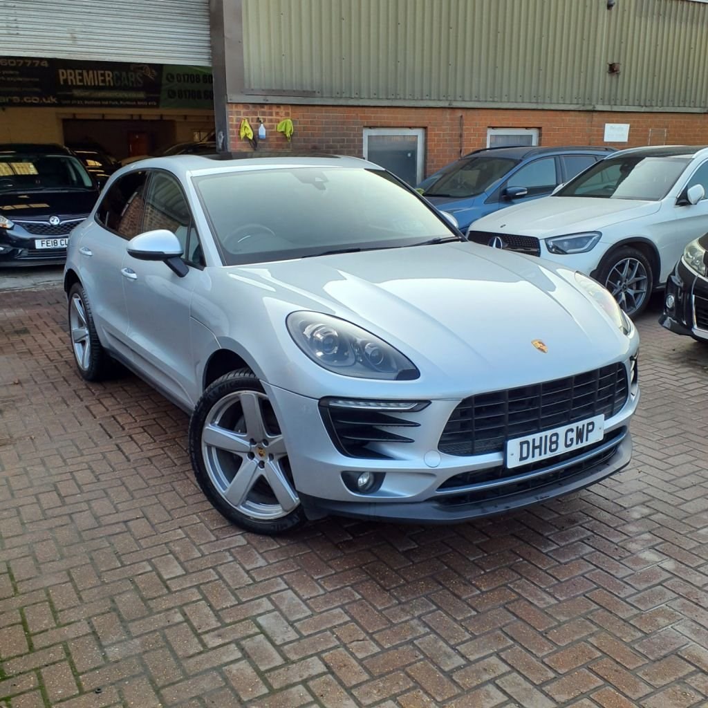 Porsche Macan Listing Image