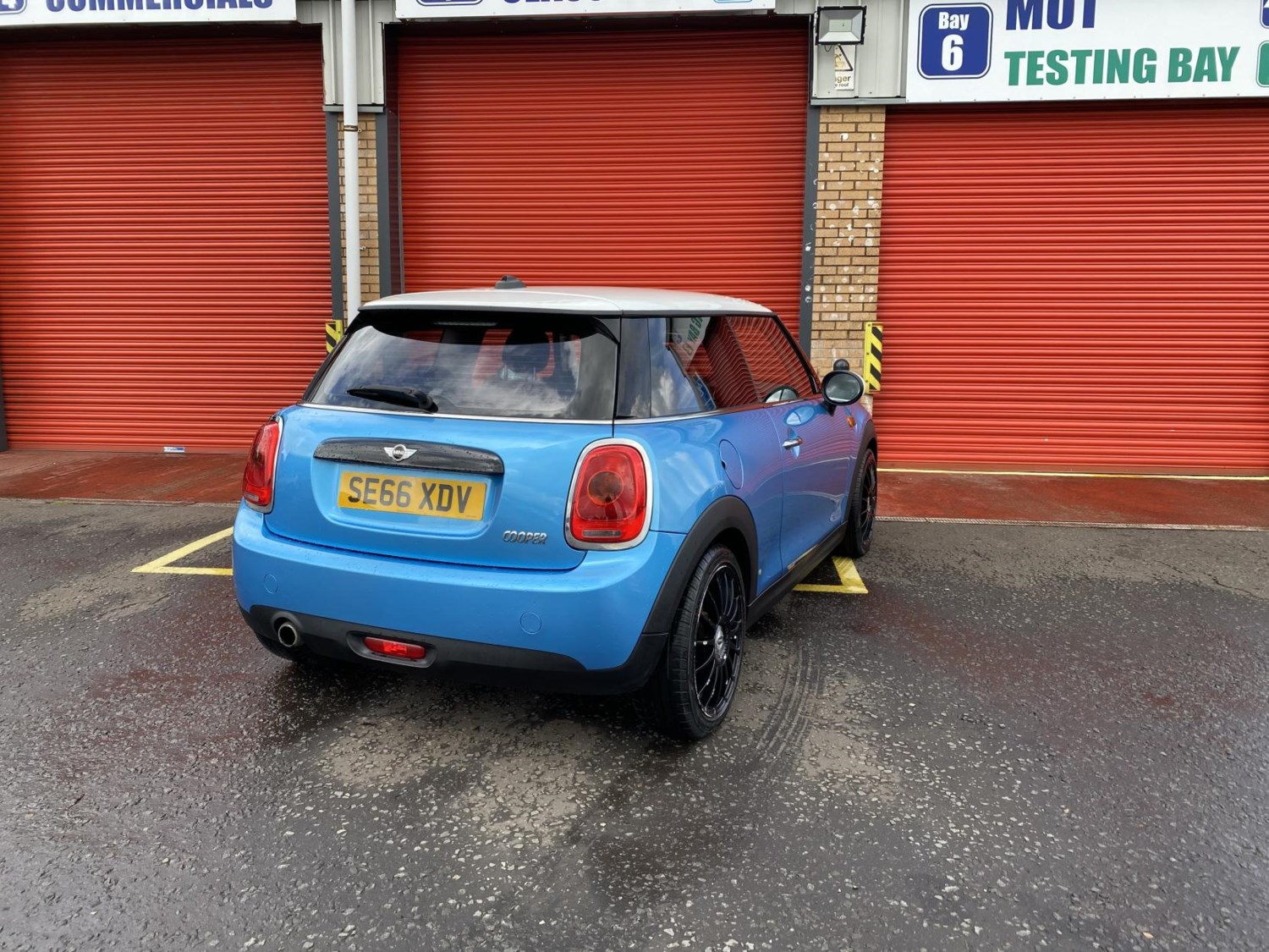 MINI Hatch Listing Image