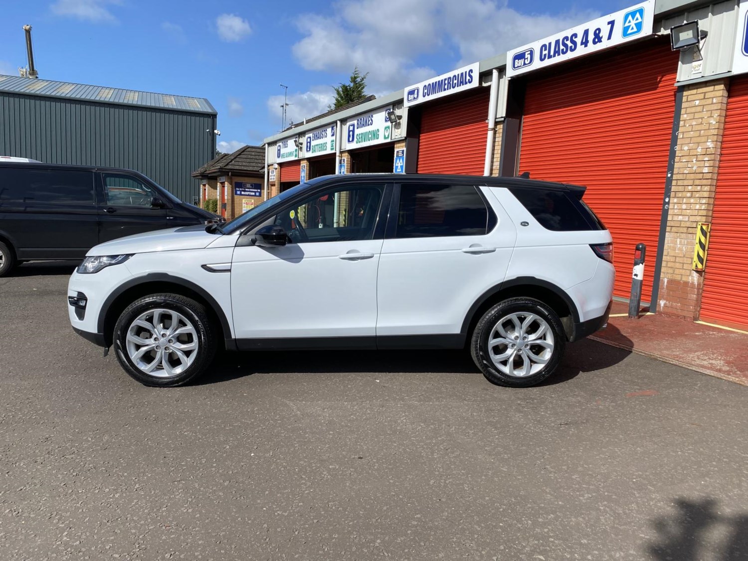 Land Rover Discovery Sport Listing Image