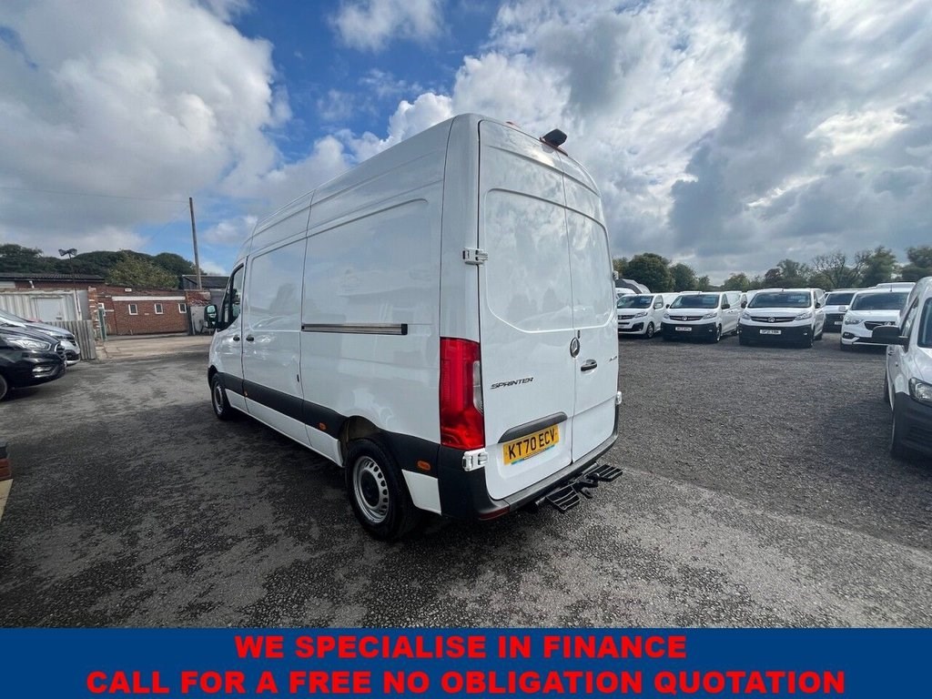 Mercedes-Benz Sprinter Listing Image