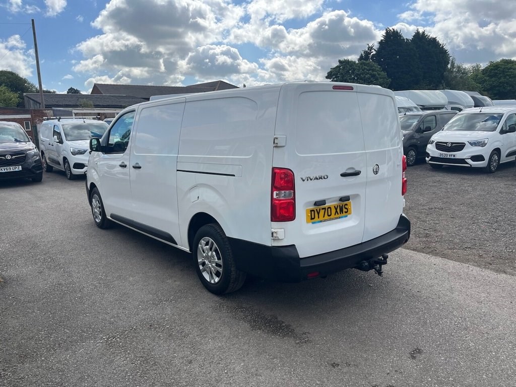 Vauxhall Vivaro Listing Image