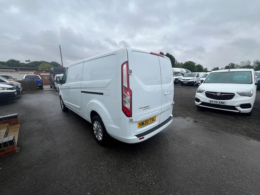 Ford Transit Custom Listing Image