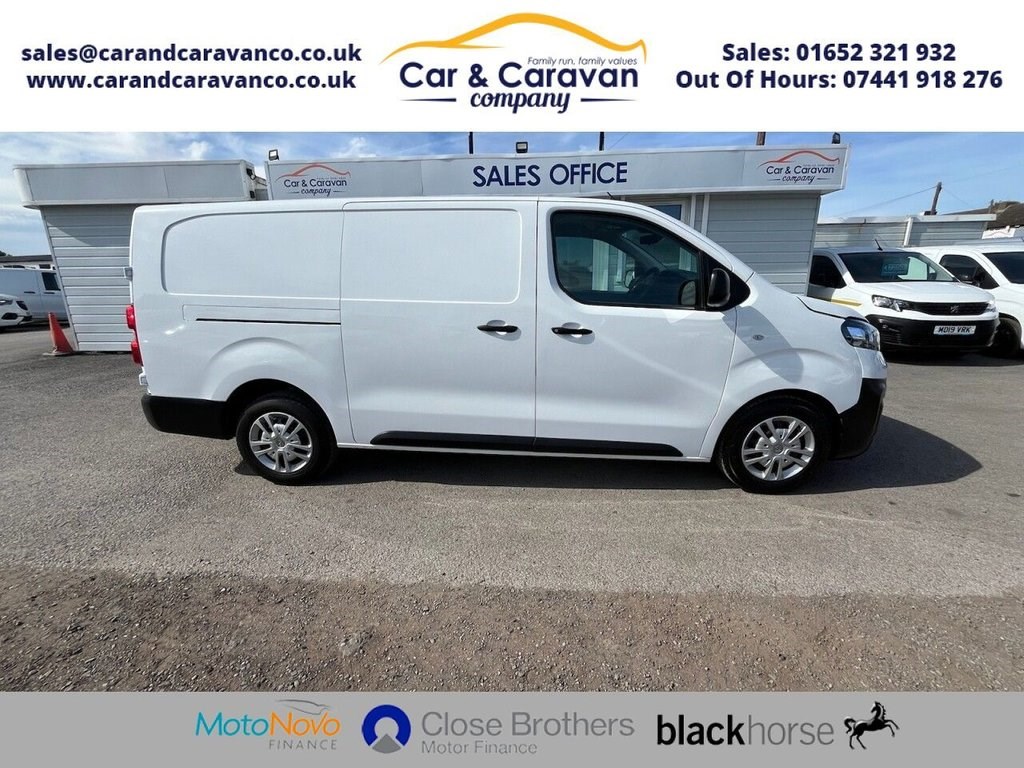 Vauxhall Vivaro Listing Image