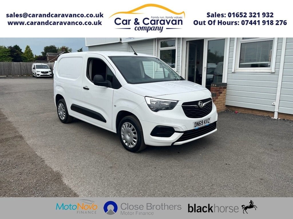 Vauxhall Combo Listing Image