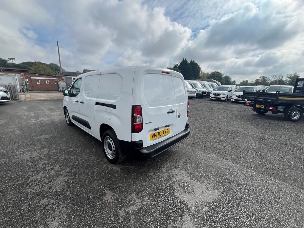 Vauxhall Combo Listing Image