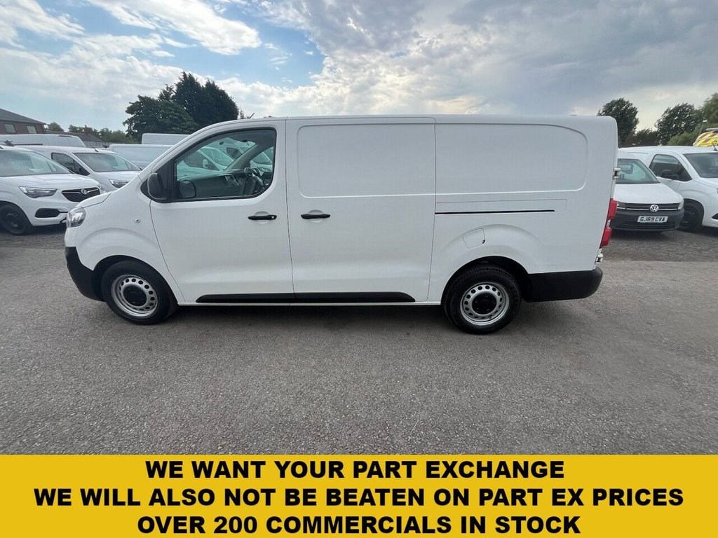 Vauxhall Vivaro Listing Image