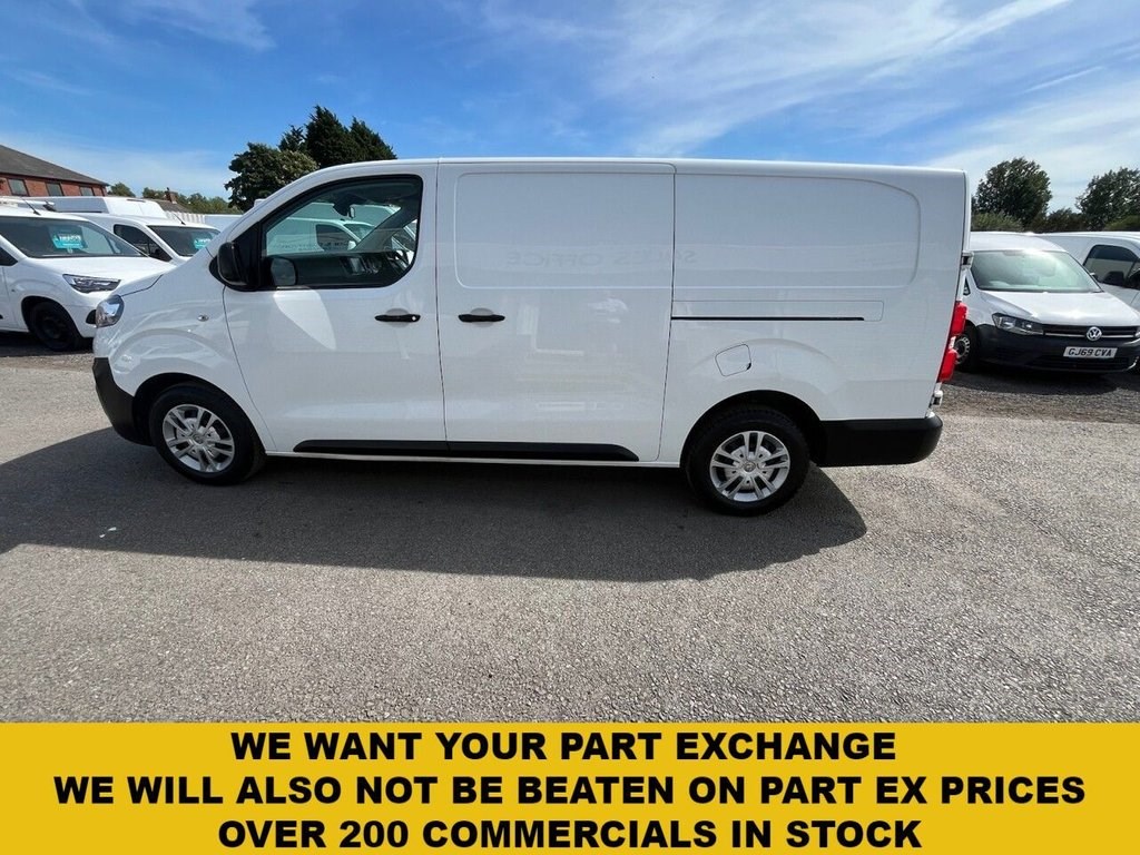 Vauxhall Vivaro Listing Image