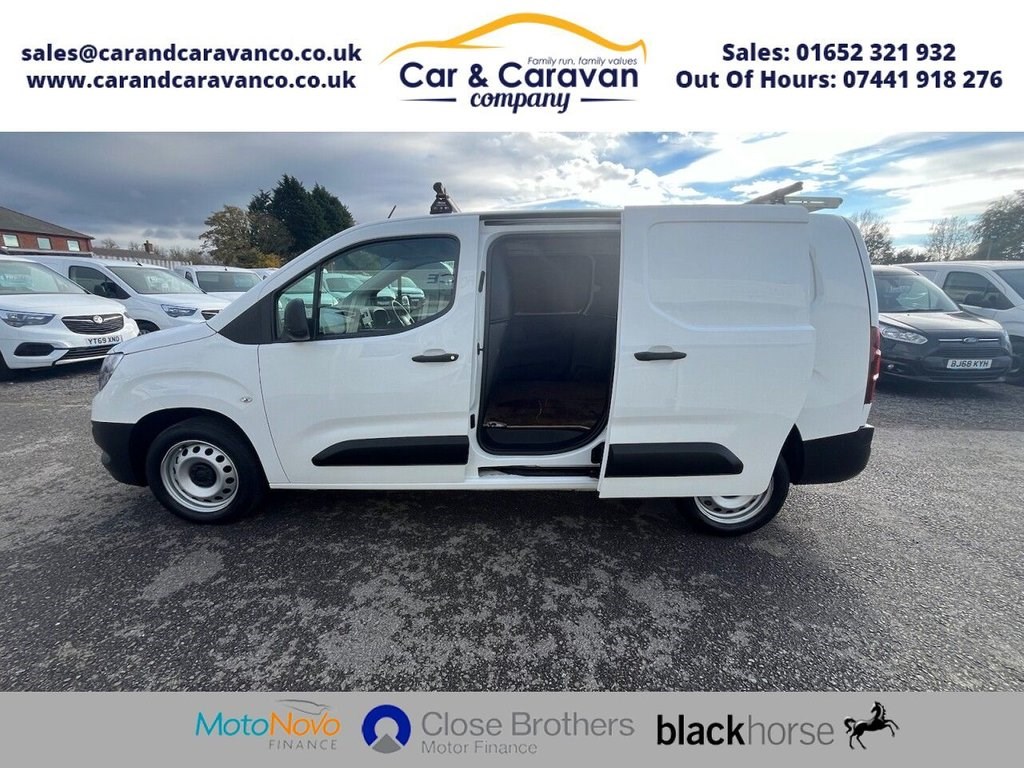 Vauxhall Combo Listing Image