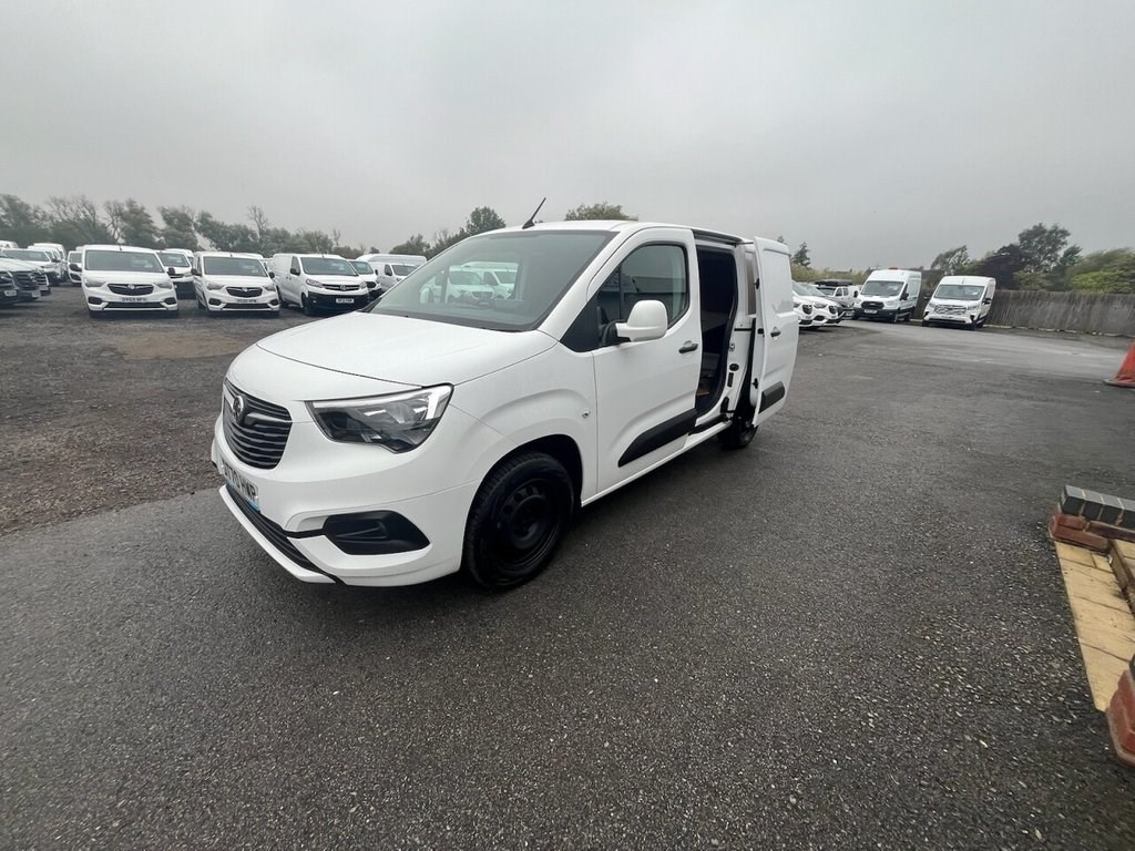 Vauxhall Combo Listing Image