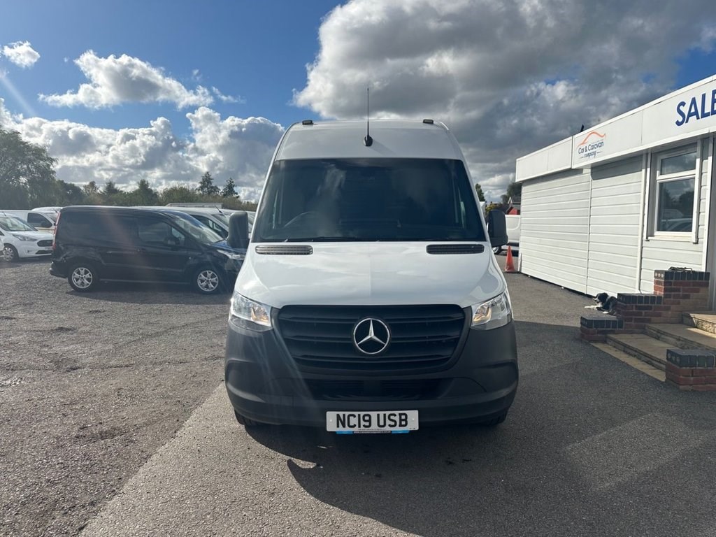 Mercedes-Benz Sprinter Listing Image