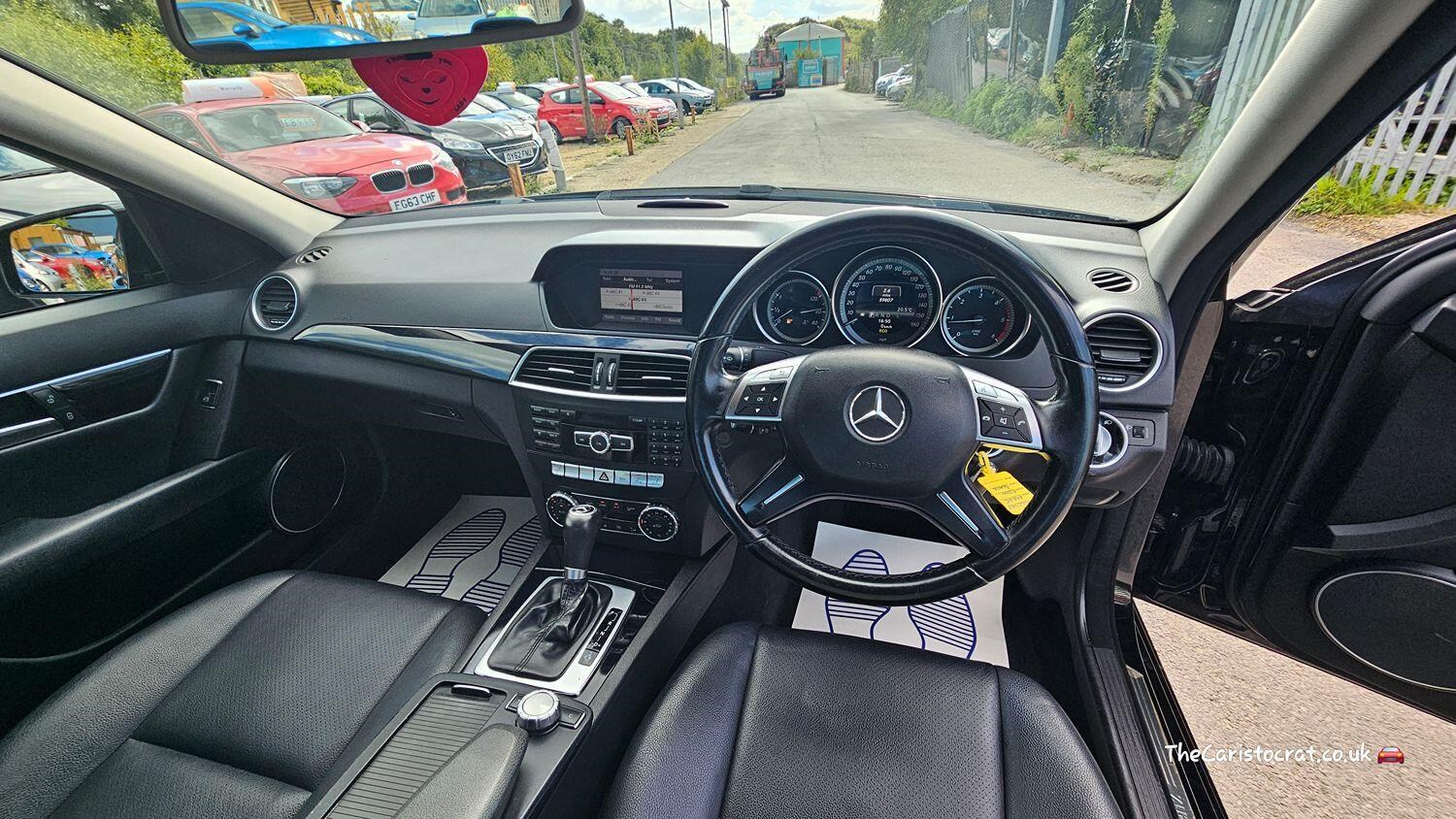 Mercedes-Benz C-Class Listing Image