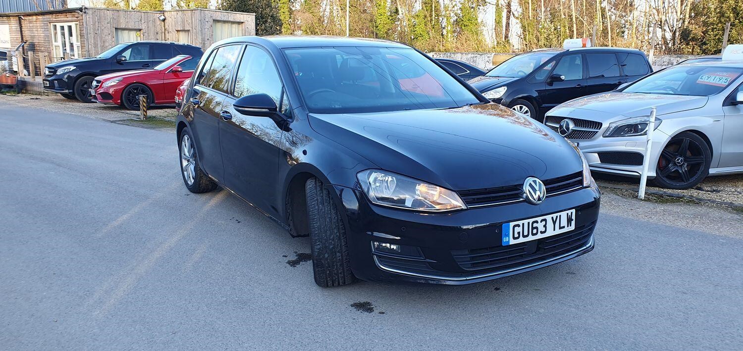 Volkswagen Golf Listing Image