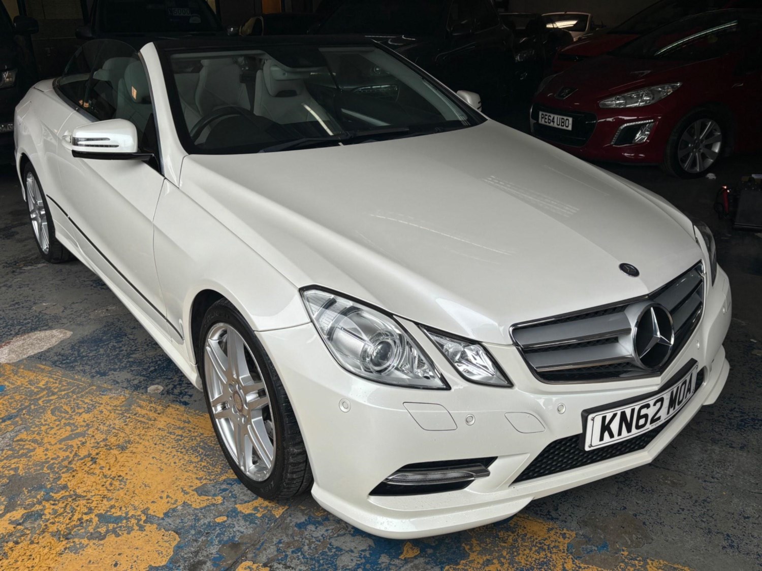 Mercedes-Benz E-Class Listing Image