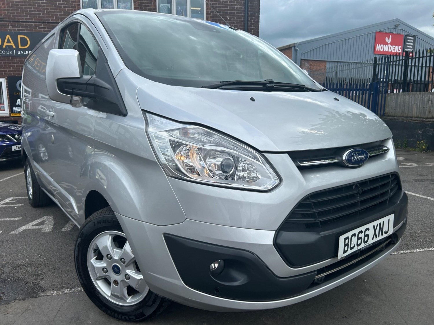 Ford Transit Custom Listing Image