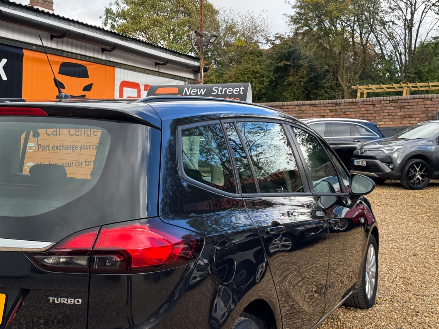 Vauxhall Zafira Tourer Listing Image