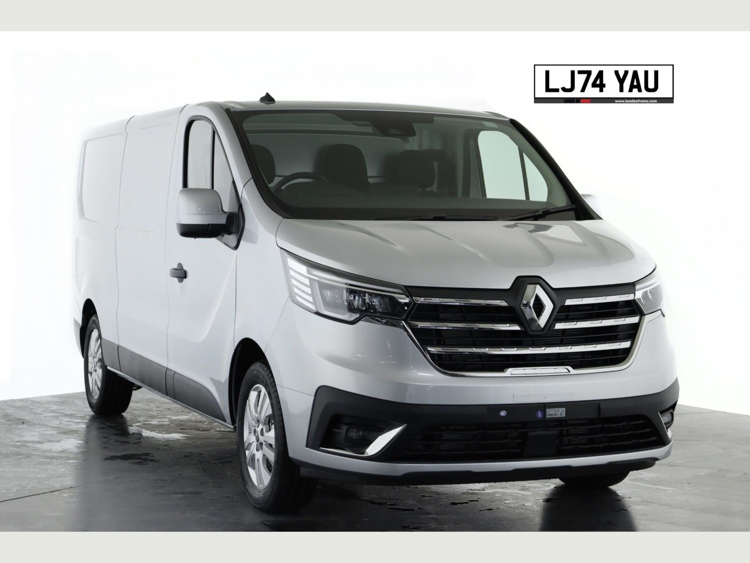 Renault Trafic Listing Image