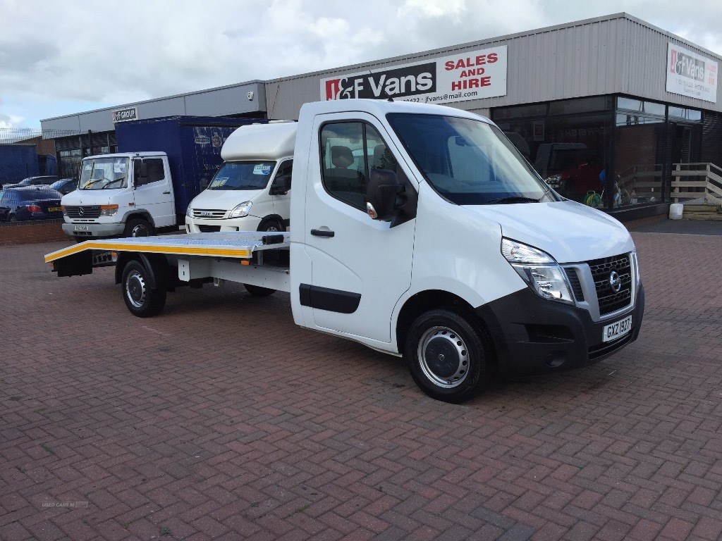 Nissan NV400 Listing Image