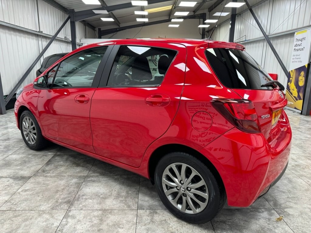 Toyota Yaris Listing Image