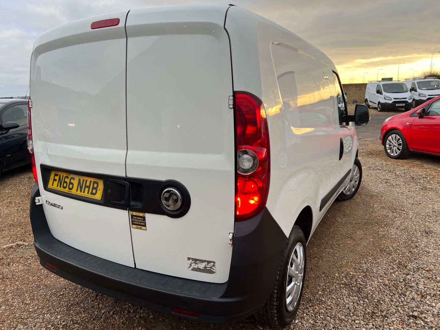 Vauxhall Combo Listing Image