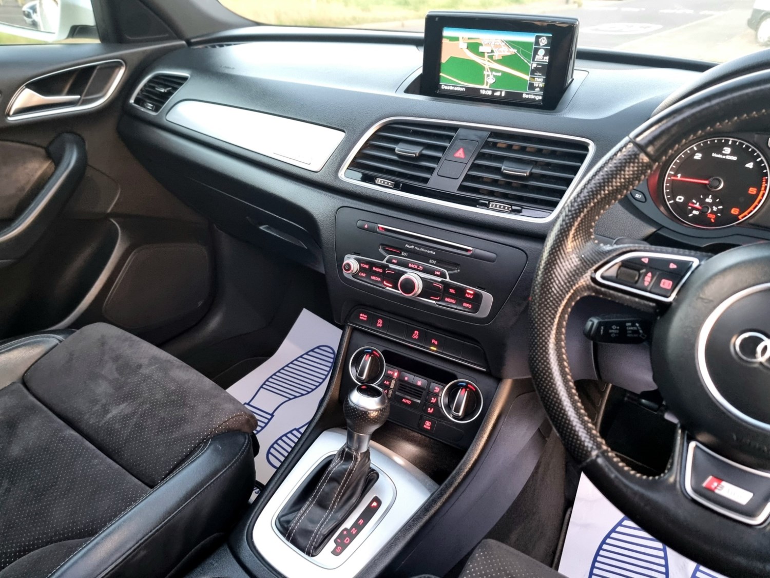 Audi Q3 Listing Image