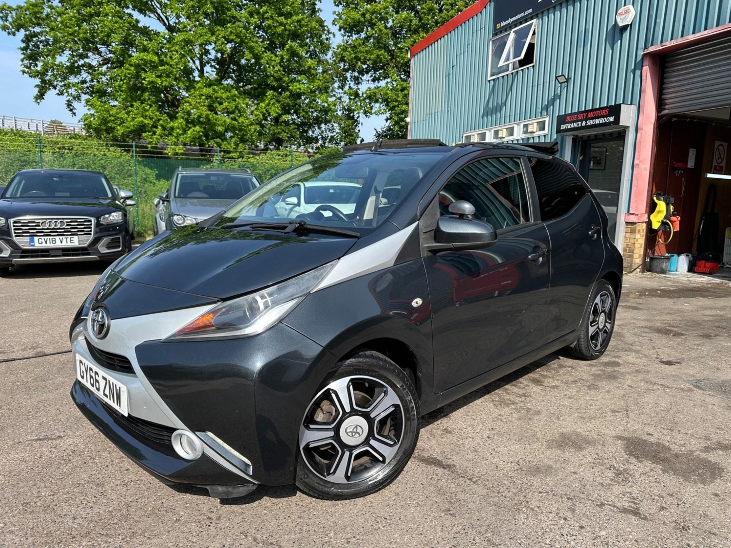 Toyota AYGO Listing Image