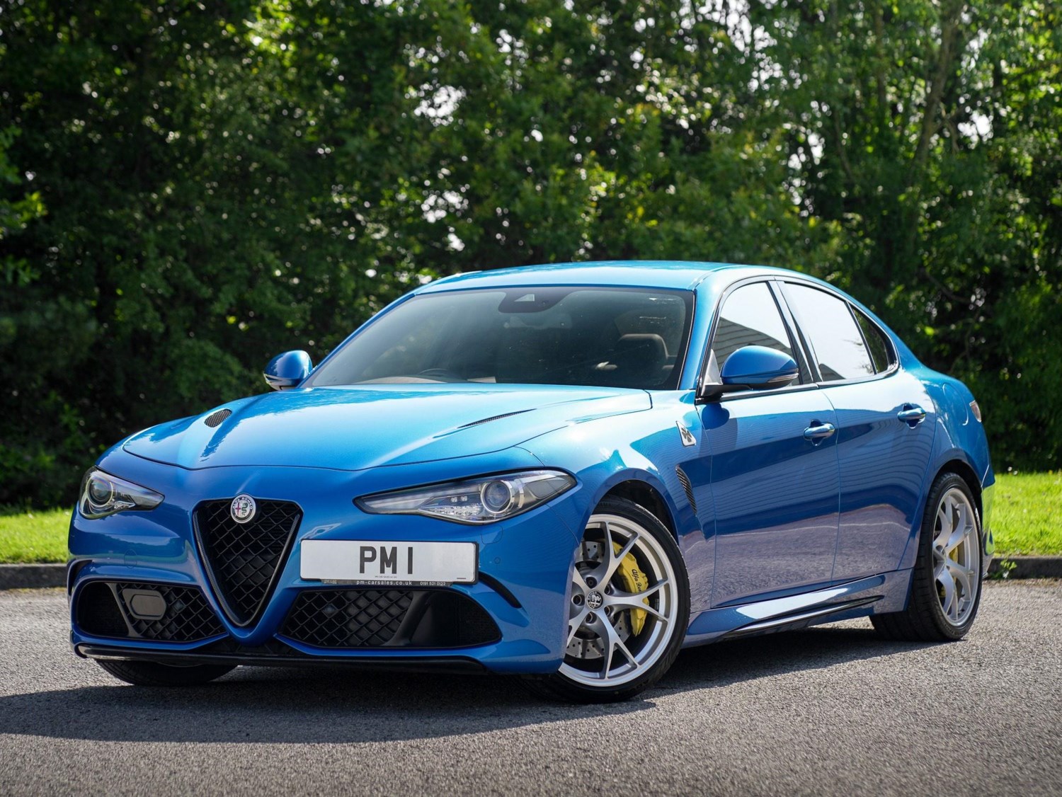 Alfa Romeo Giulia Listing Image