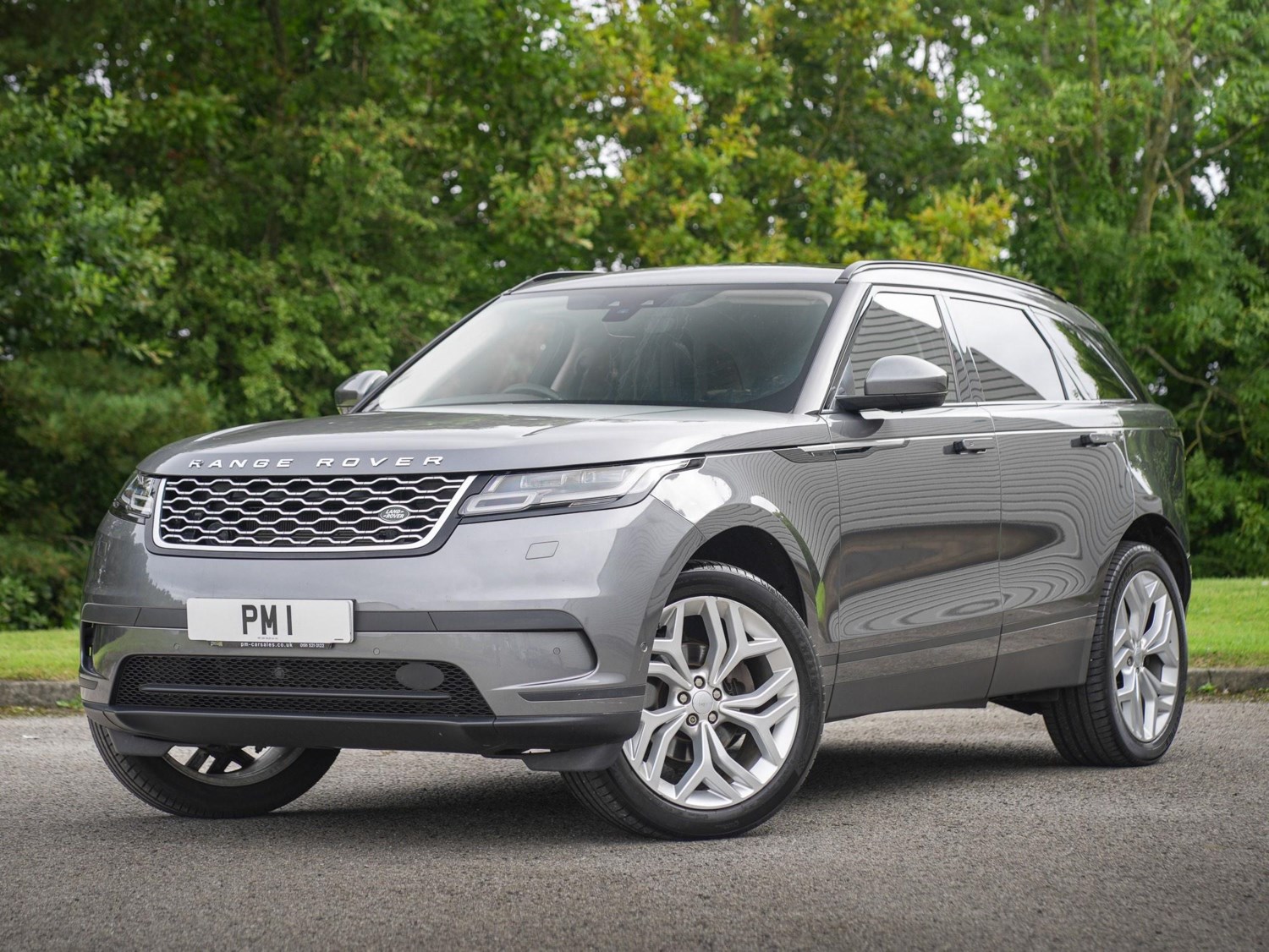 Land Rover Range Rover Velar Listing Image