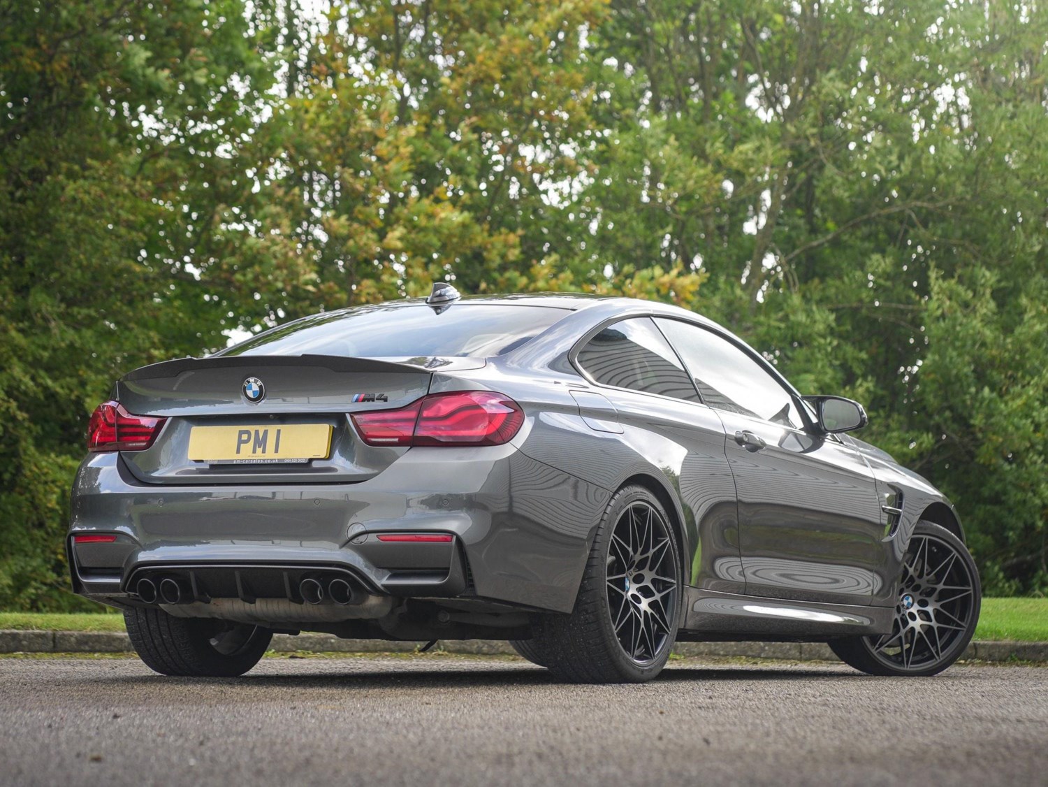 BMW M4 Listing Image