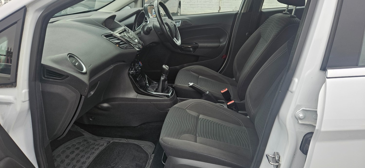 Ford Fiesta Listing Image