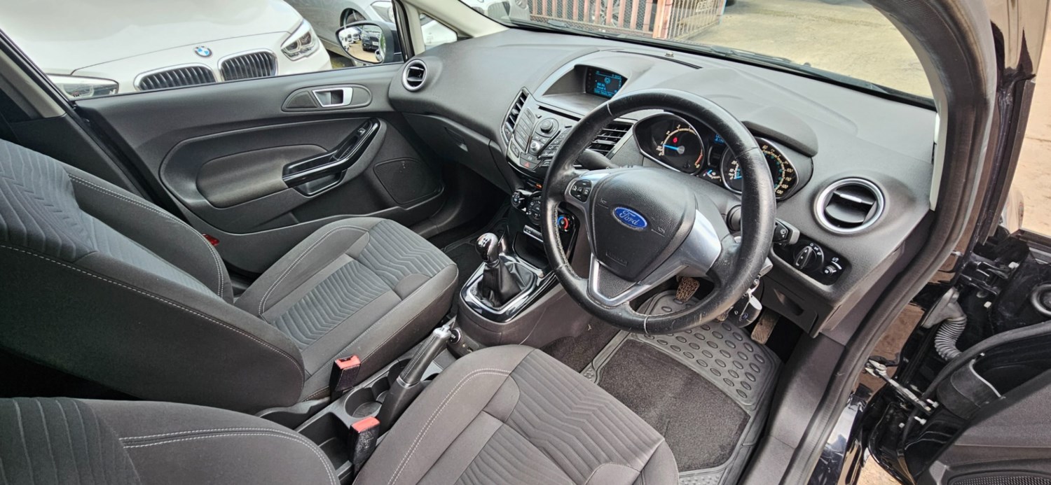 Ford Fiesta Listing Image