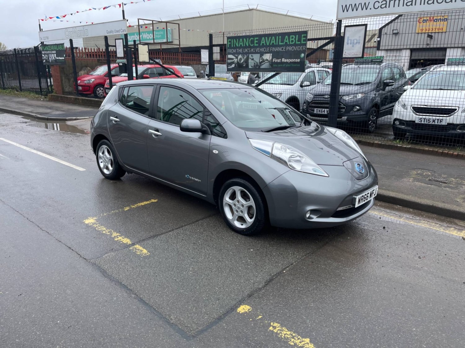 Nissan Leaf Listing Image