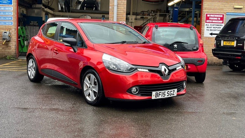 Renault Clio Listing Image