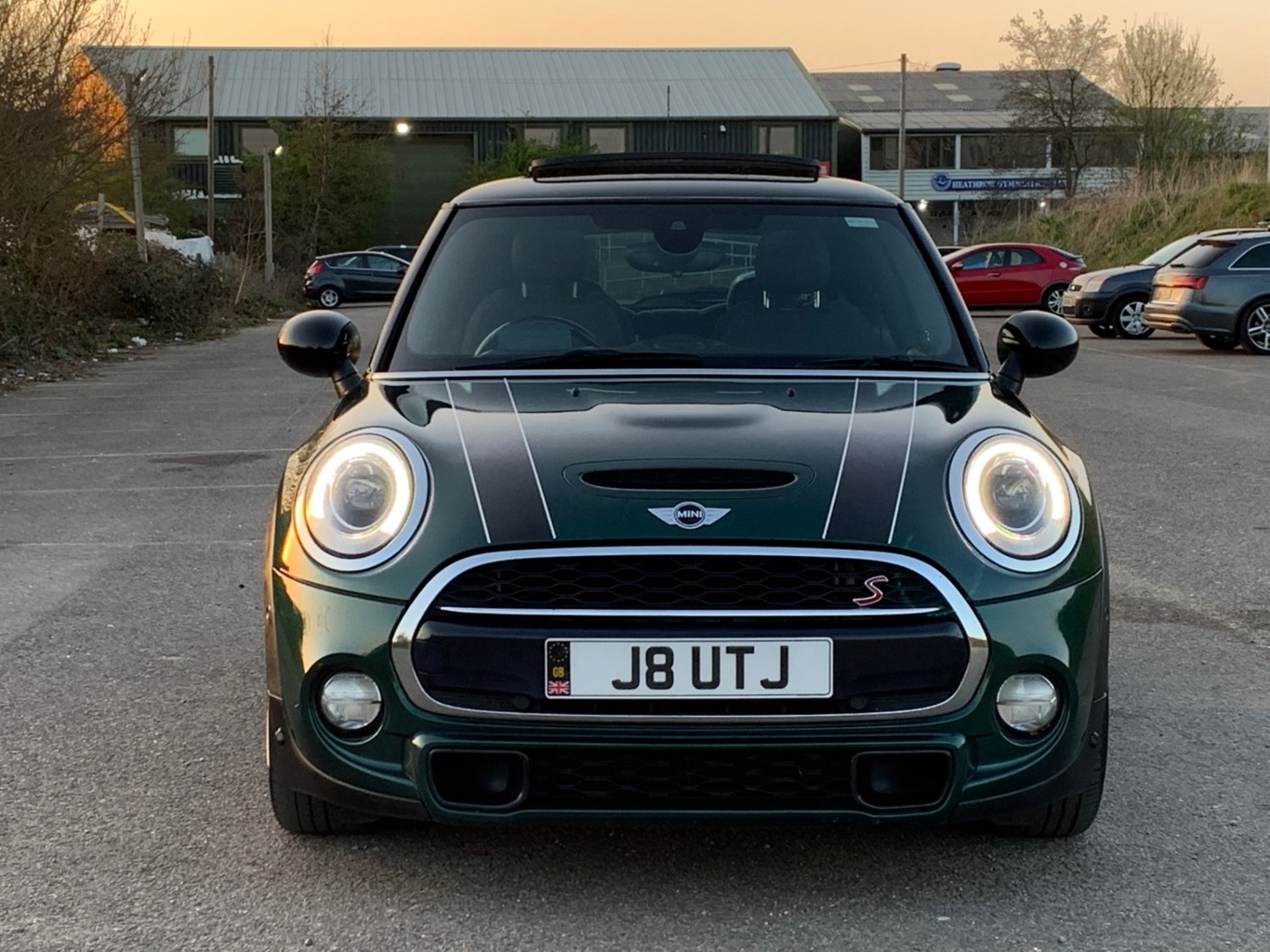 MINI Hatch Listing Image