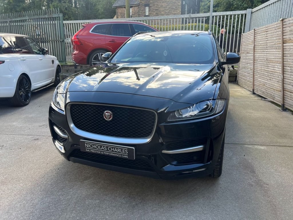 Jaguar F-PACE Listing Image