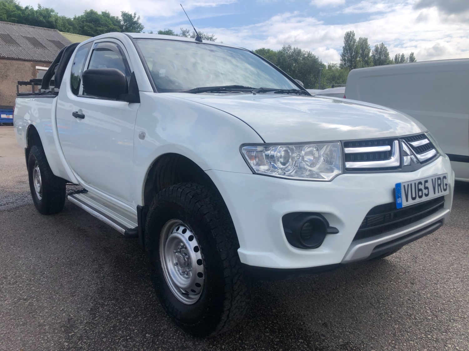 Mitsubishi L200 Listing Image