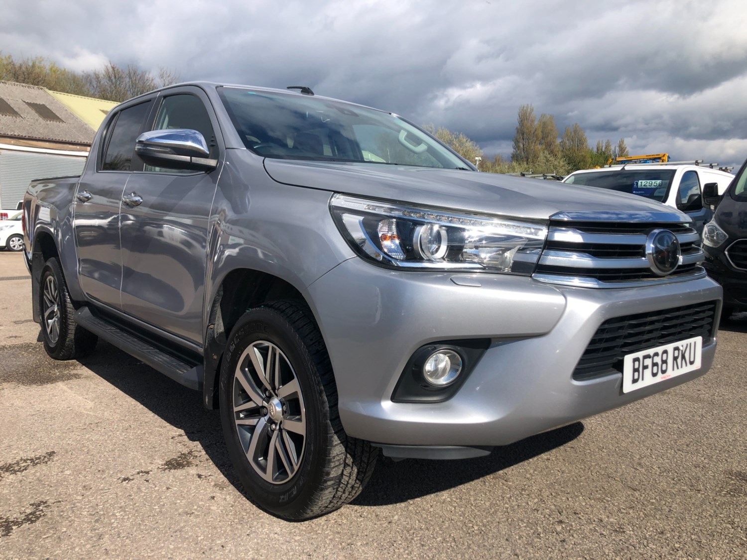 Toyota Hilux Listing Image